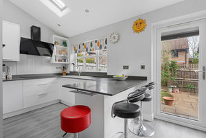 Photo 15- click for photo gallery